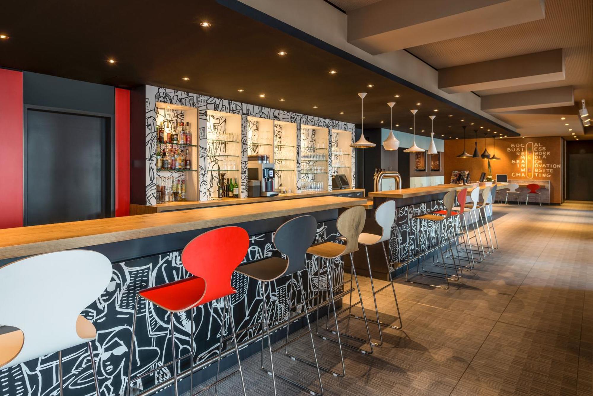 Ibis Hotel Muenchen Garching Гархинг-бай-Мюнхен Экстерьер фото